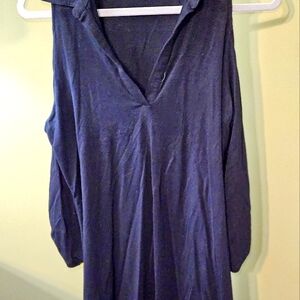 Cold shoulder shirt Boston Proper